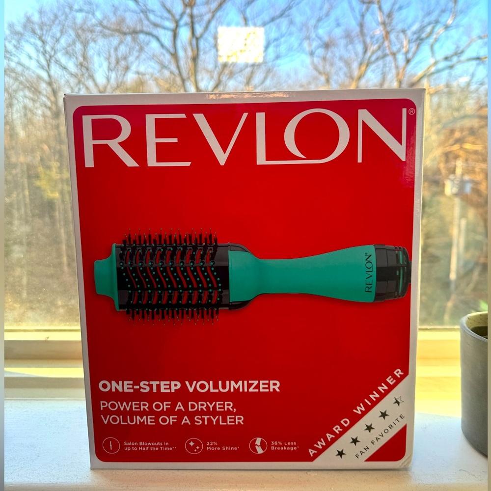 Revlon One-Step Volumizer hair dryer